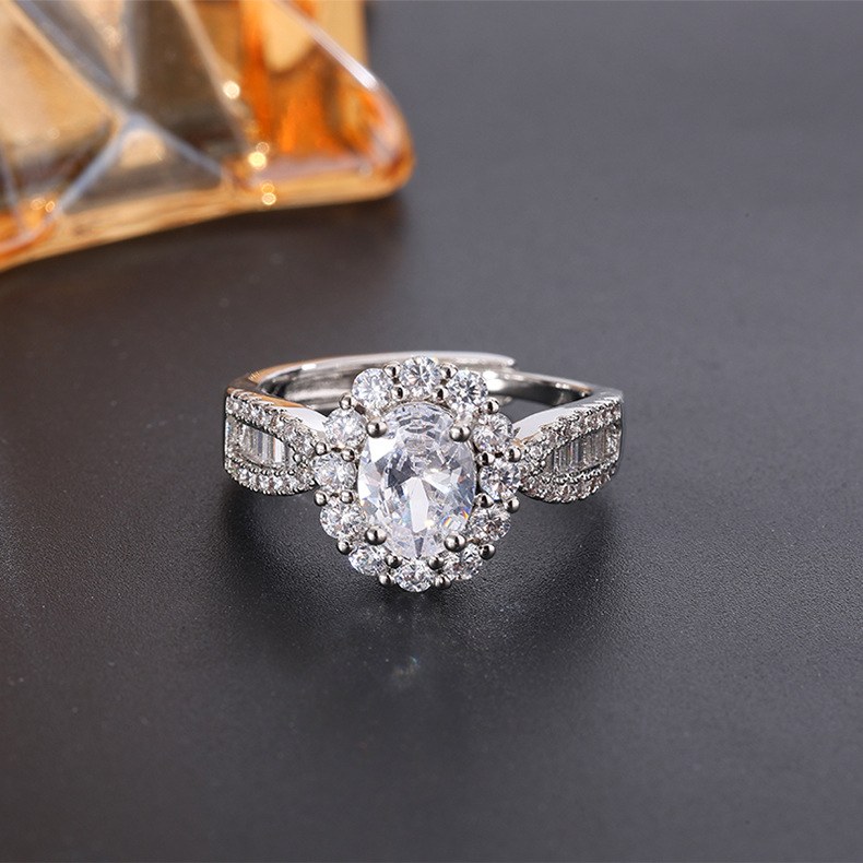White 6*8 white gold ring - Adjustable opening