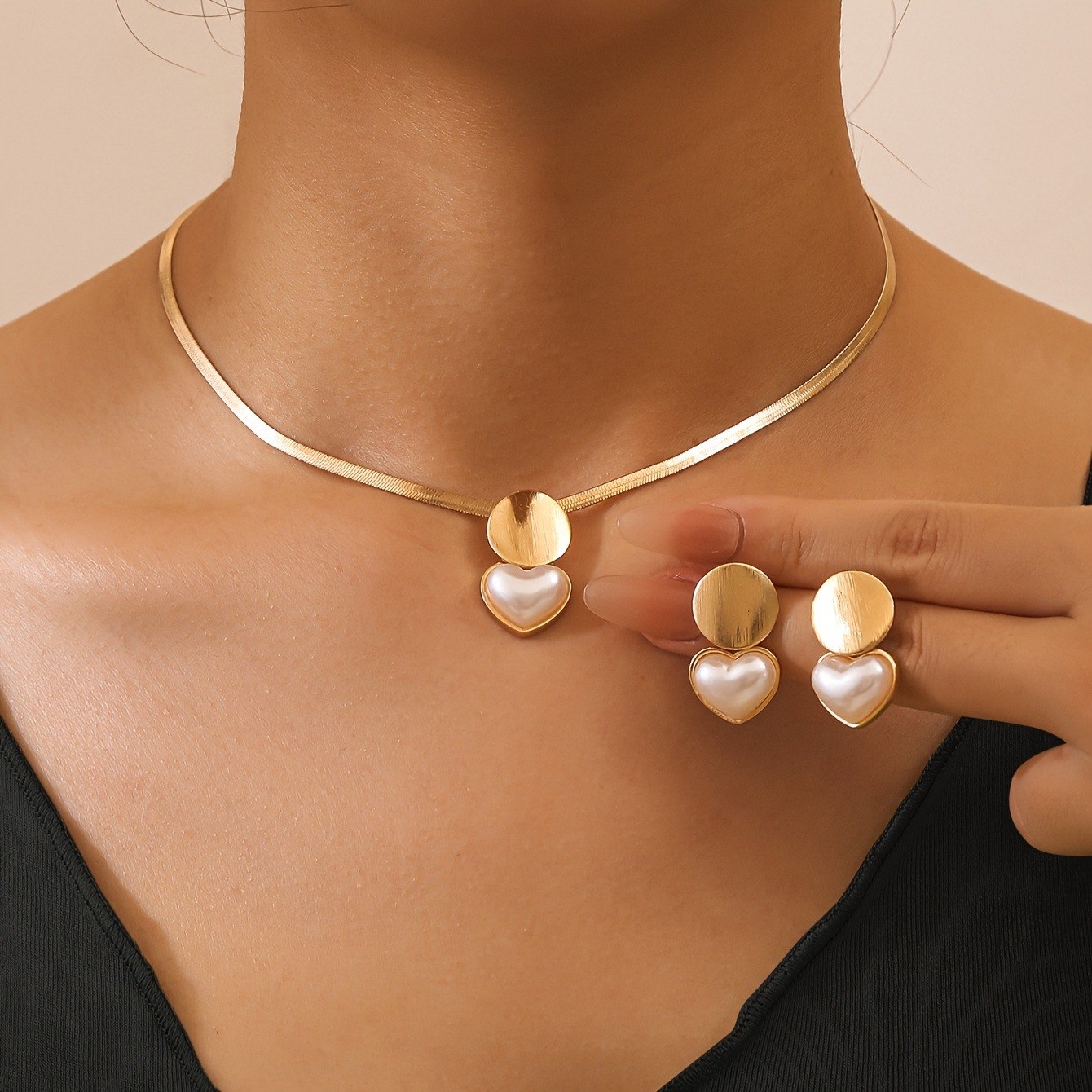 Heart-shaped necklace + earrings—gold