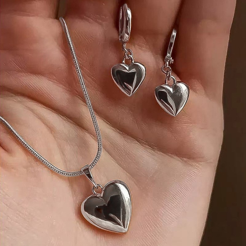 Environmentally friendly resin love set—silver