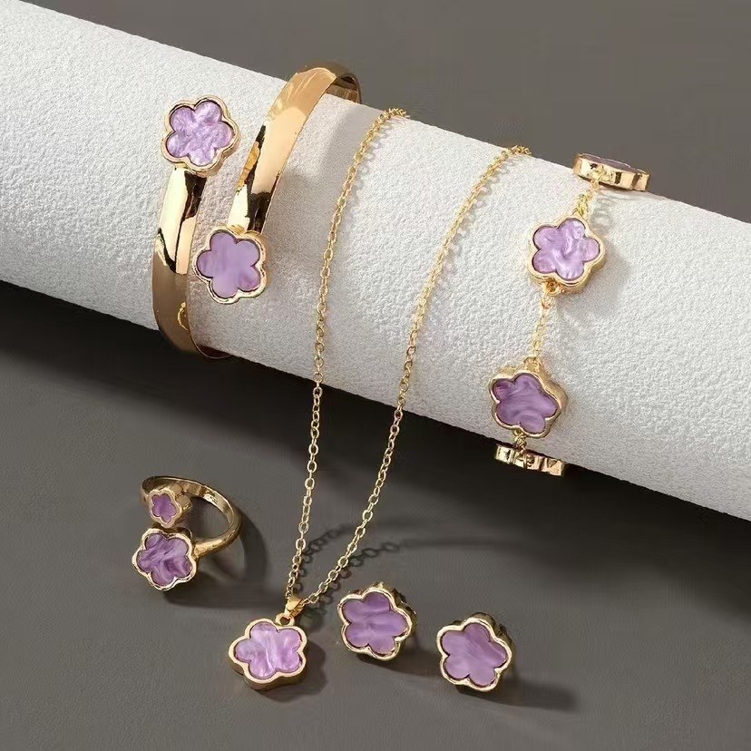 Gt purple clover set