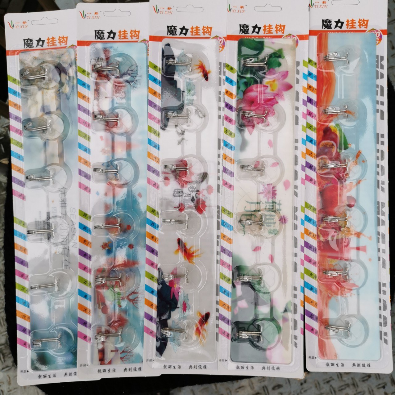 Printed 6 in a row magic - Adhesive hook3