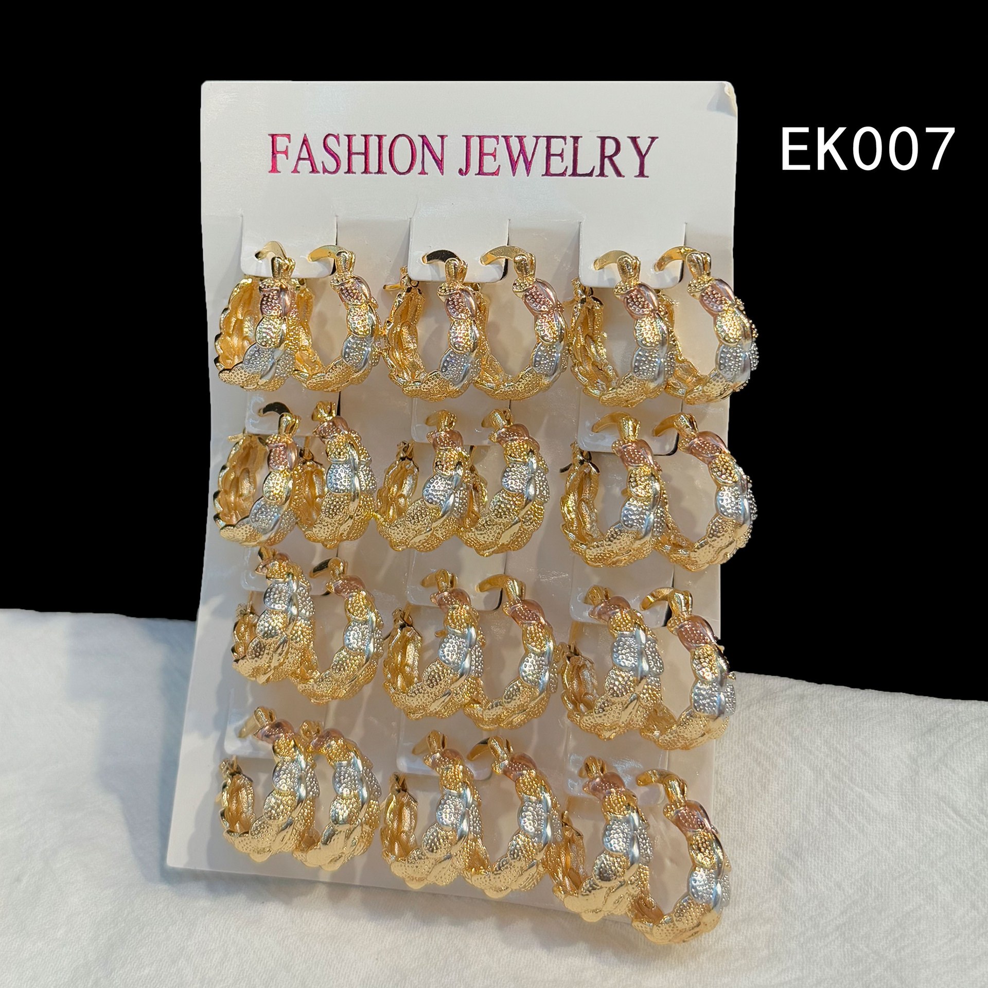 EK007