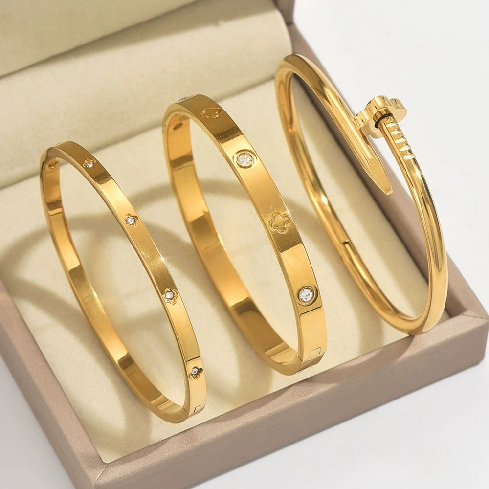 Titanium Steel Bracelet for Women, Non-Fading, Fashionable, High-End, Zircon Full Diamond, White Shell, Light Luxury Stainless Steel Jewelry